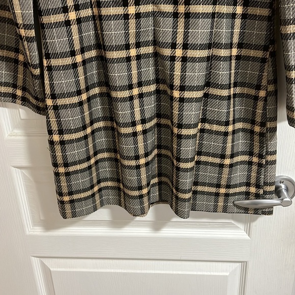 NWT HM cream and black long sleeved shift dress - Picture 9 of 11